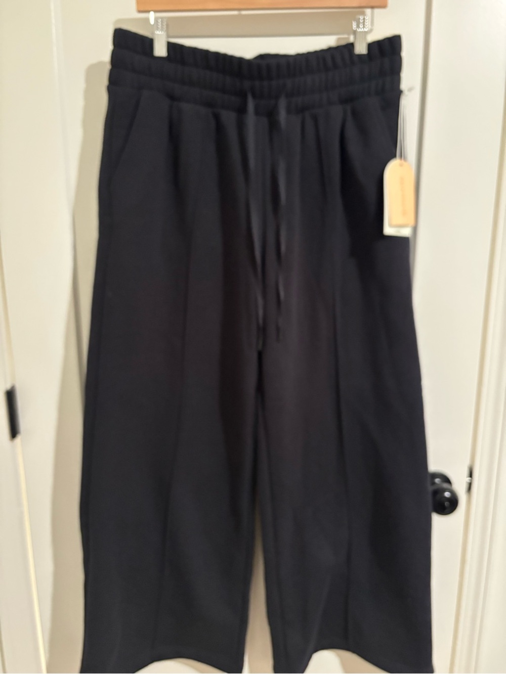 NWT Blogilates Travel Trouser Swears. Wide Leg Black Drawstring Trousers